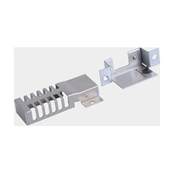 Tôle de fixation et plaque...